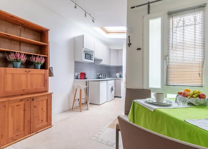 Nid D'amour - à 900m De La Tour Eiffel Appartement Paris
